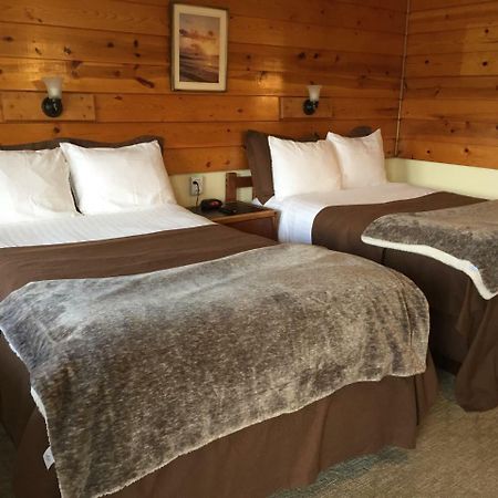 Captain'S Choice Motel Гейнс Екстер'єр фото