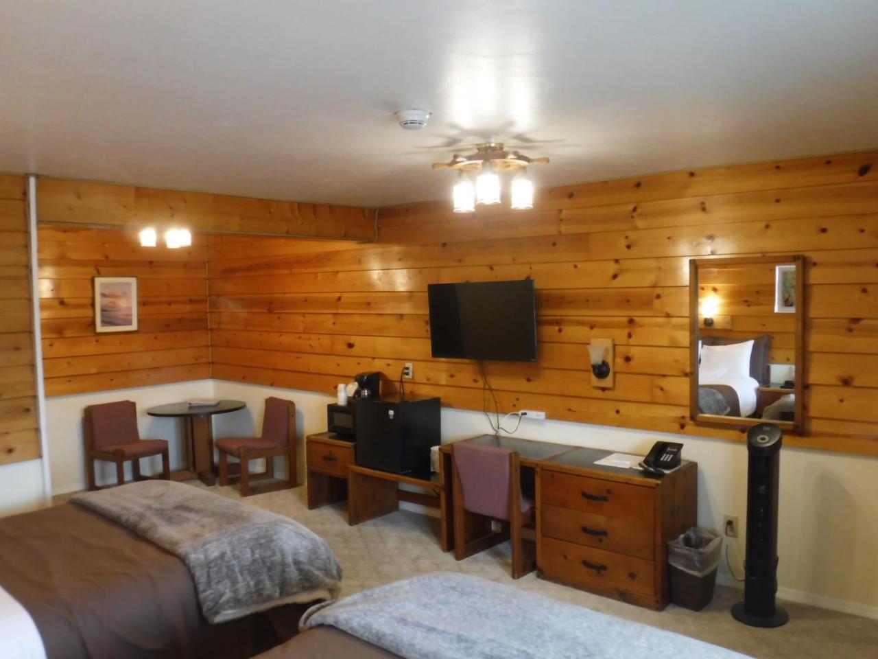 Captain'S Choice Motel Гейнс Номер фото